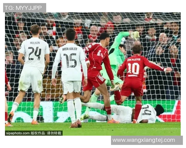 曼联惨败！利物浦逼平曼城，英超争冠战激烈升级