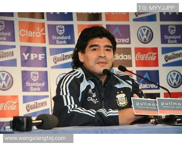 马拉多纳：传奇球王的成长之路